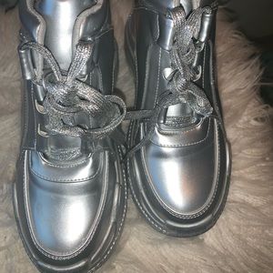 Technological platform sneakers from Current mood!